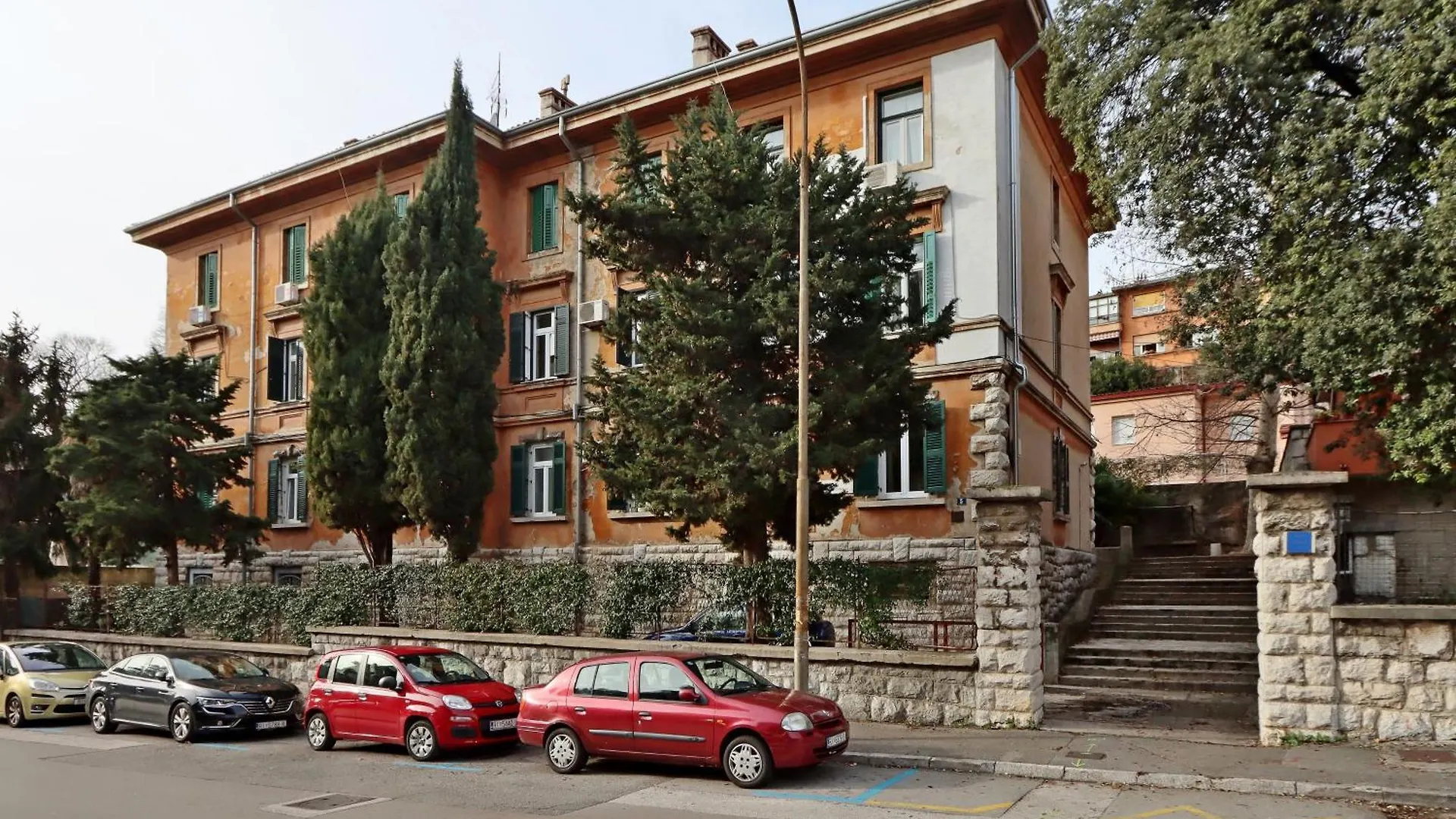 Holiday Apartments Rijeka - 23155